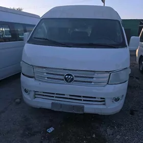 Foton Gratour T3 2015