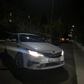 Kia Optima 2020