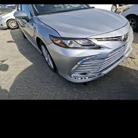Toyota Camry 2023