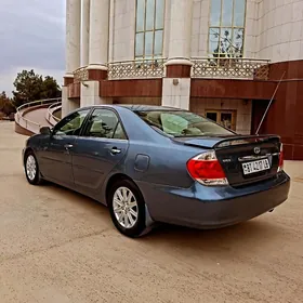 Toyota Camry 2004
