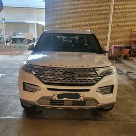 Ford Explorer 2021