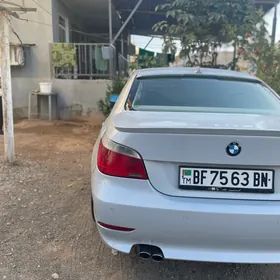 BMW E60 2004
