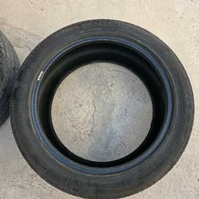 CONTINENTAL 255/45 R 20