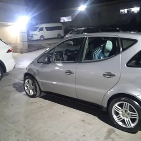 Mercedes-Benz A150 2000