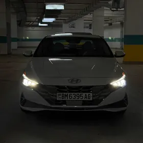 Hyundai Elantra 2021
