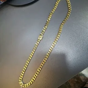 Biźuteriya yokary hilli