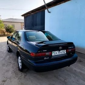 Toyota Camry 1998