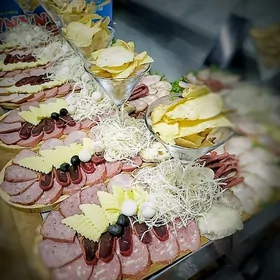 MENEJER ODMİNİSTRATOR