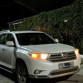 Toyota Highlander 2011
