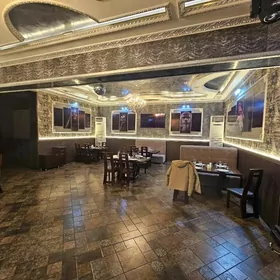 Tämizçi işgär gerek kafe