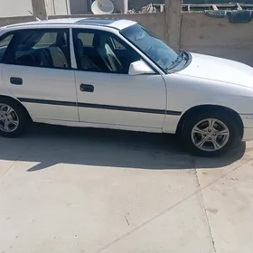 Opel Astra 1992