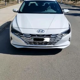 Hyundai Elantra 2021