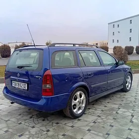 Opel Astra 2004