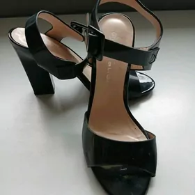 Отдам обувь