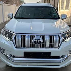 Toyota Land Cruiser Prado 2022