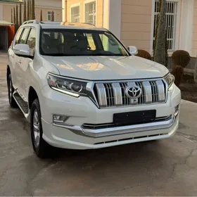 Toyota Land Cruiser Prado 2022