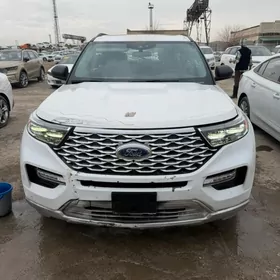 Ford Explorer 2021