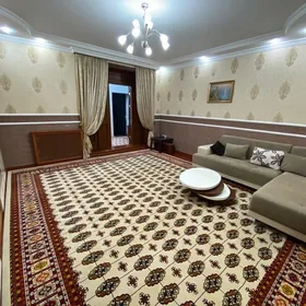 Arenda öý eýesinden 2 kom full