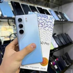 TECNO CAMON 40 PRO