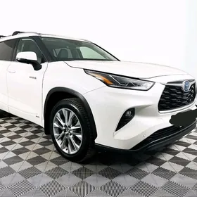 Toyota Highlander 2020
