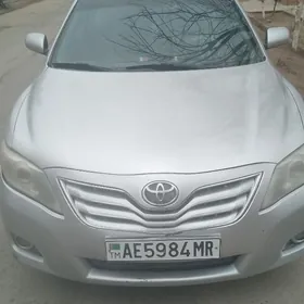 Toyota Camry 2010