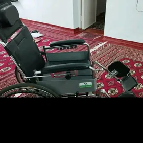 Инвалидная коляска