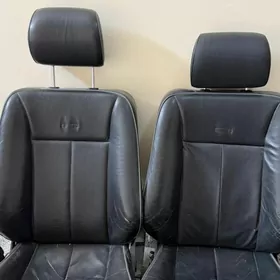 Mercedes benz w210 sidenya