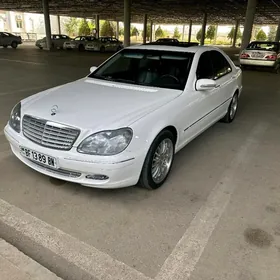 Mercedes-Benz S-Class 2002