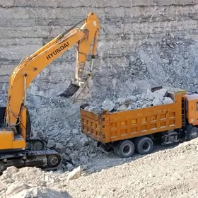 Caterpillar Excavator 2011