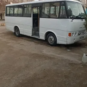 Mitsubishi Rosa 2005