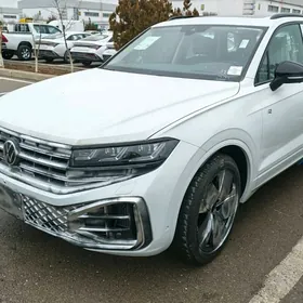 Volkswagen Touareg 2025