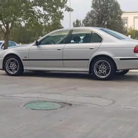 BMW E39 2002
