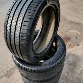 235 45 18 Teker Michelin