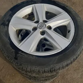 Òkùz Kelle Esklas Radnoý 17 lk