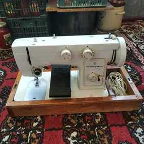 швейная машинка