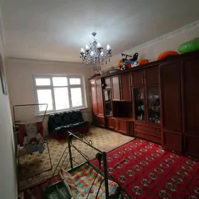 Мир 7/1 эт 9/4 эт 4 ком