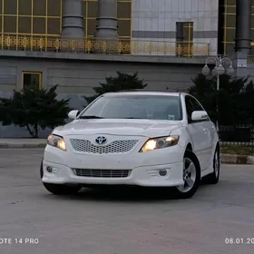 Toyota Camry 2011