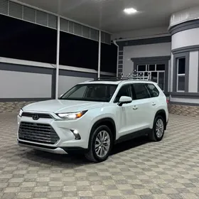 Toyota Grand Highlander 2024