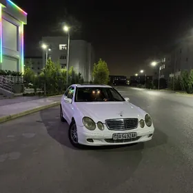 Mercedes-Benz E350 2006
