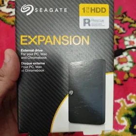 Внешний жёсткий диск 1Tb