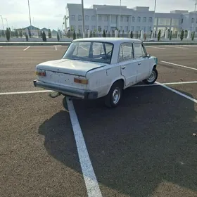 Lada 2104 1986