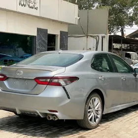 Toyota Camry 2023