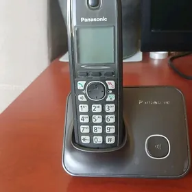 Panasonic Domasniy telefon