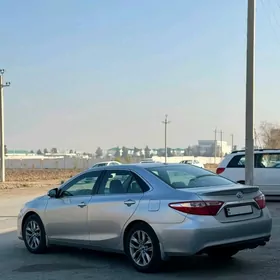 Toyota Camry 2015