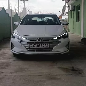 Hyundai Elantra 2020