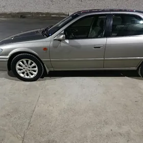 Toyota Camry 2001