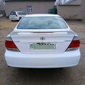 Toyota Camry 2003