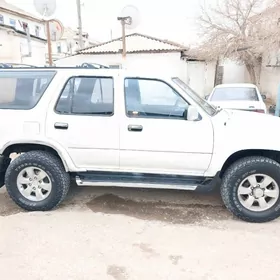 Toyota 4Runner 1995