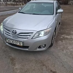 Toyota Camry 2010