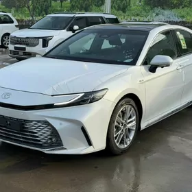 Toyota Camry 2026